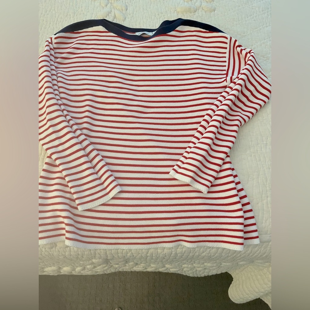 Ladies long sleeve thermal Vineyard Vines shirt